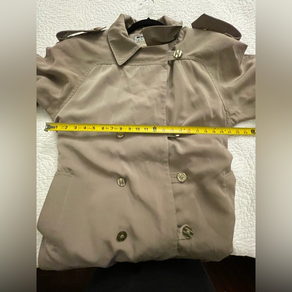Womens Vintage Y2K Apropos Tan-Khaki Lightweight Trench Coat Size 11 21” p2p - Picture 5 of 12